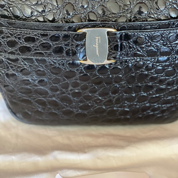 SALVATORE FERRAGAMO CROSSBODY BAG - Picture 9 of 12